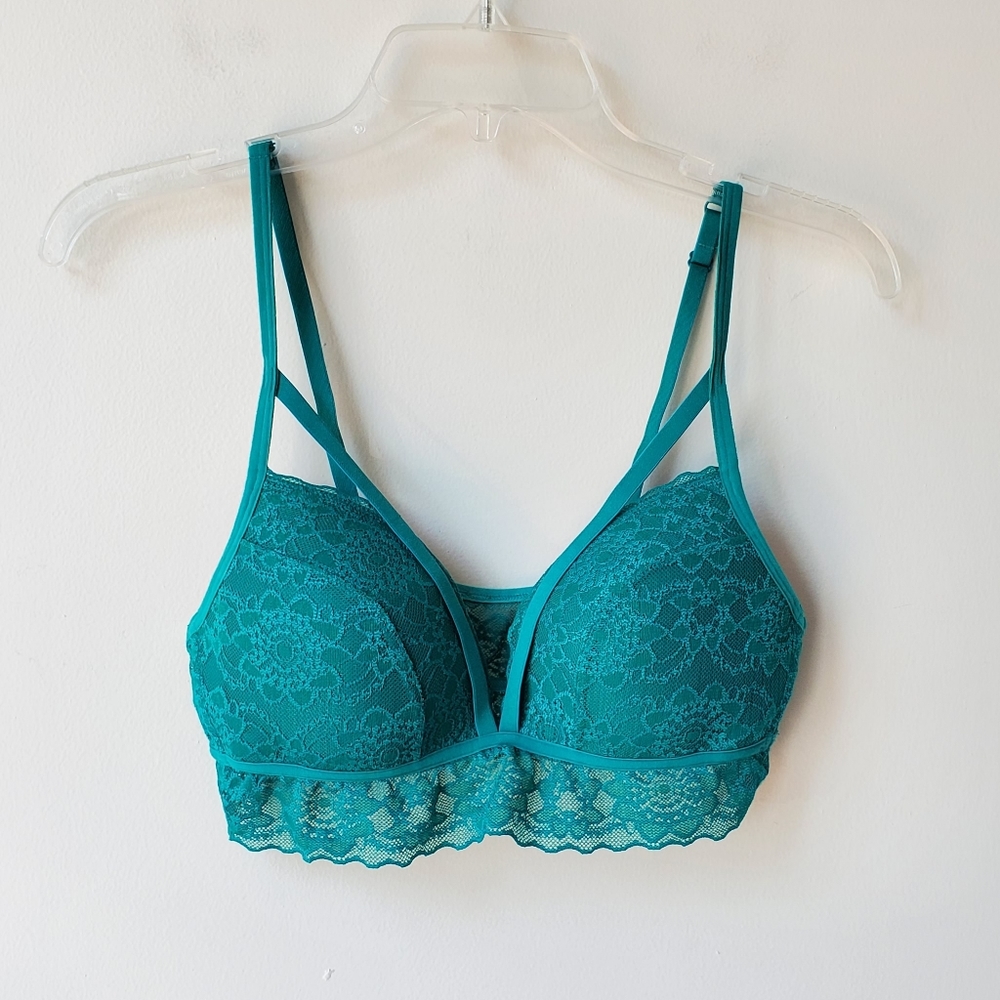 VS Pink Lightly Lined Bra